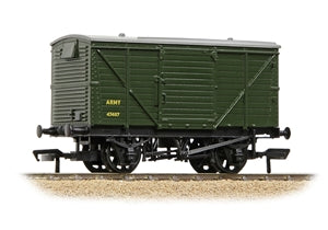 LMS 12T Planked Ventilated Van Army Green