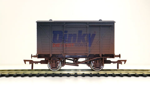 Ventilated Van Dinky Toys (Weathered)
