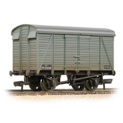 SR 12T 2+2 Planked Ventilated Van BR Grey (Early) - Weathered